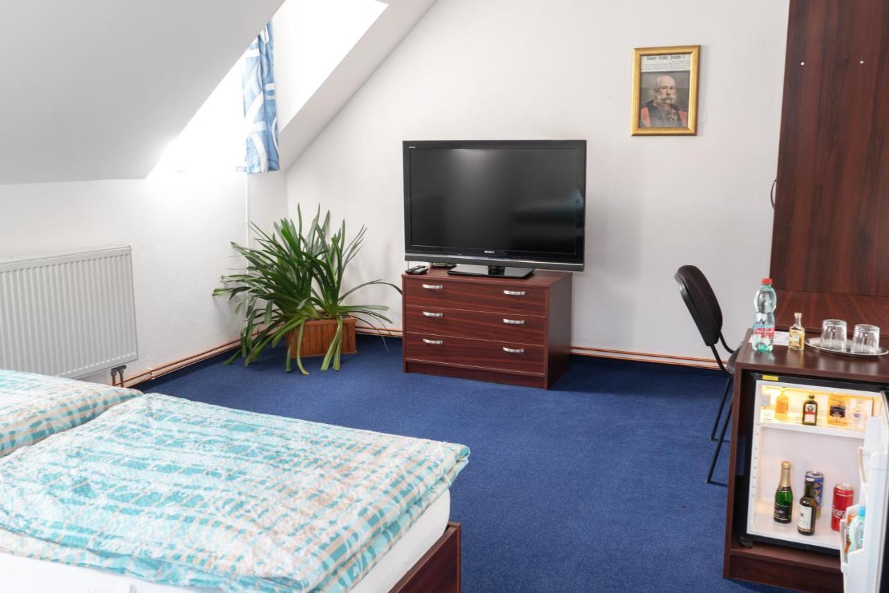 Hotel Pivovar Kácov エクステリア 写真